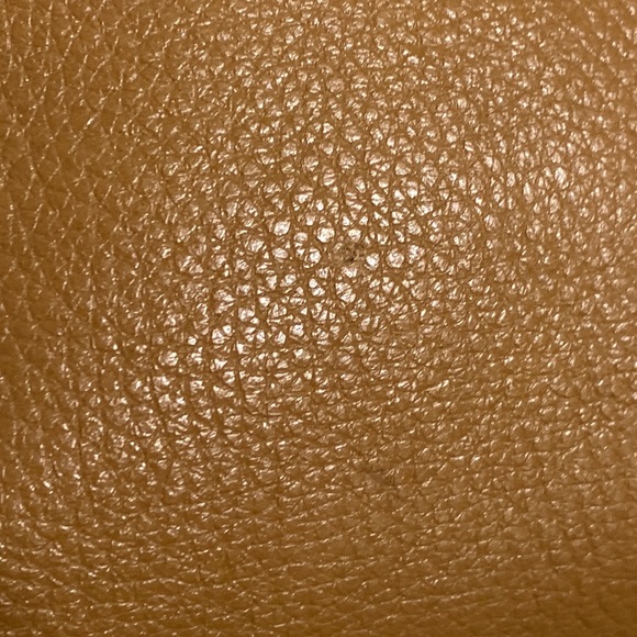 *SOLD*Tory Burch Marion Whipstitch Trimmed Pebbled Leather Shoulder Bag/Caramel - Picture 17 of 17